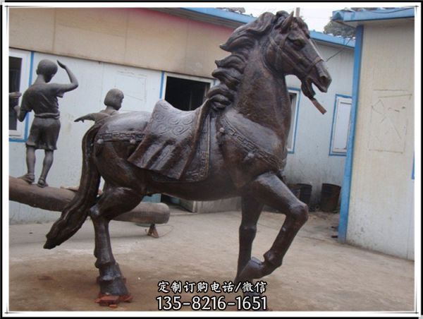 广场大型铸铜动物马雕塑