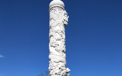 大型龙柱雕塑传承古光