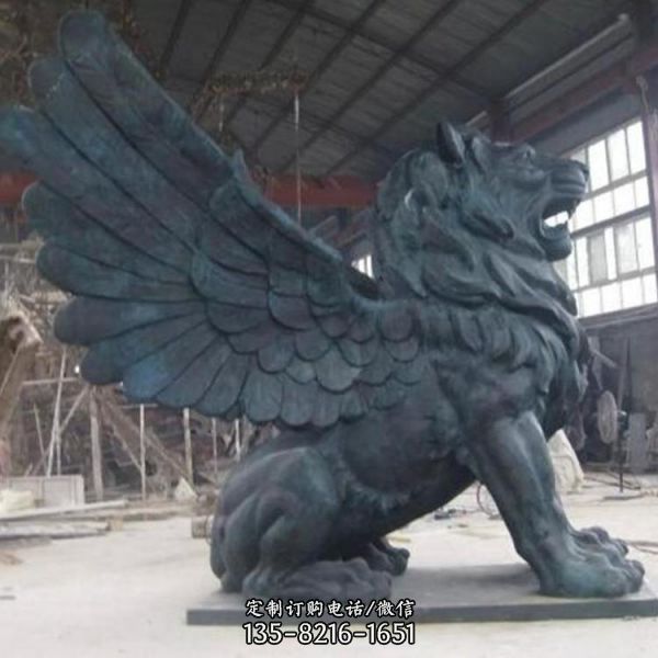 广场欧式带翅膀铜狮子雕塑