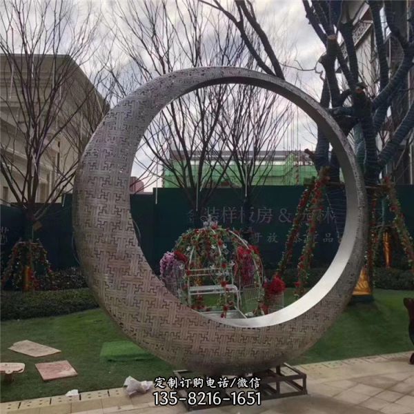 不锈钢抽象圆环别墅房产户外景观雕塑