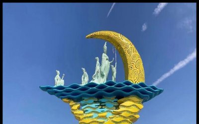 月亮雕塑：照亮生活的温暖祝福