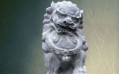 访问非洲狮子雕塑市场：最新价格精准报告