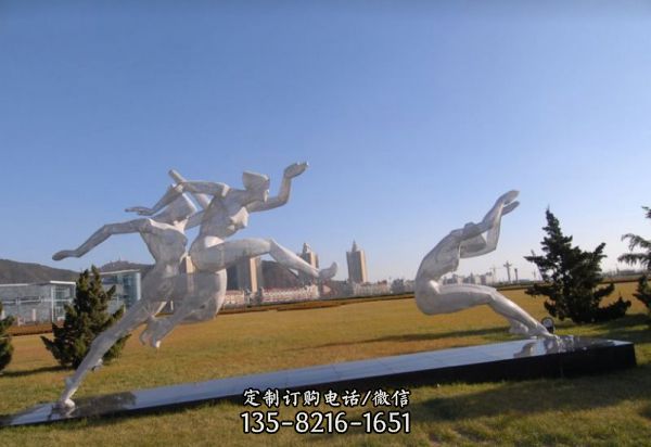 公园草坪不锈钢抽象跳远的运动员雕塑