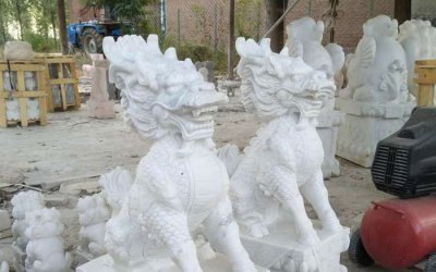 法院神兽麒麟雕塑：汉白玉石的精美艺术
