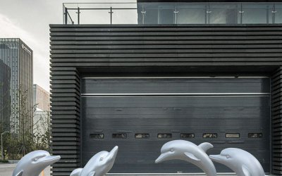 精美不锈钢海豚雕塑
