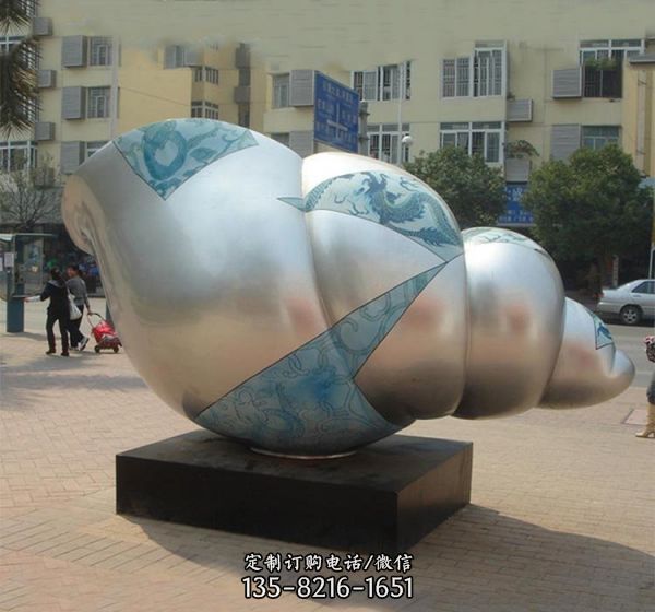 商场公园摆放的玻璃钢彩绘海螺雕塑