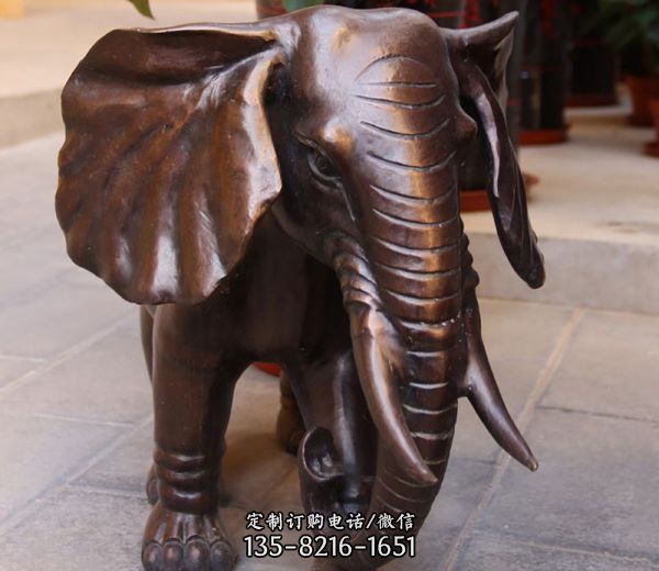 酒店门口铜雕大象雕塑