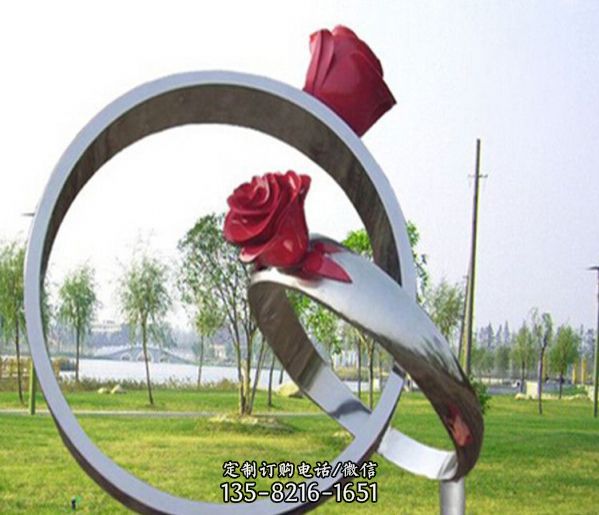 玫瑰戒指不锈钢表达爱情的玫瑰雕塑