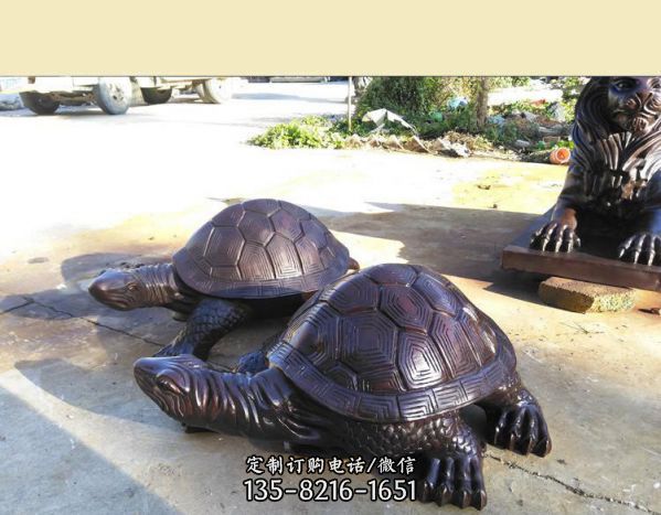 景区不锈钢仿铜两只乌龟雕塑