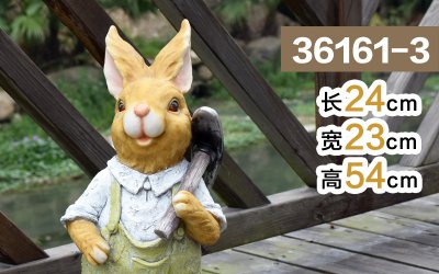 勤劳无畏的兔子——公园玻璃钢锄头雕塑