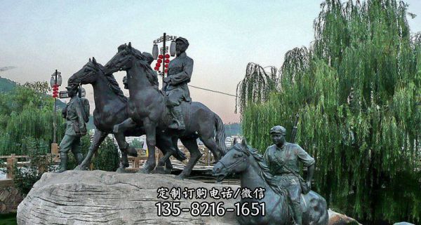 公园铜雕骑马的红军雕塑