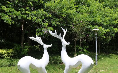 玻璃钢双只抽象鹿雕塑，结合现代艺术与传统文化的绝佳…