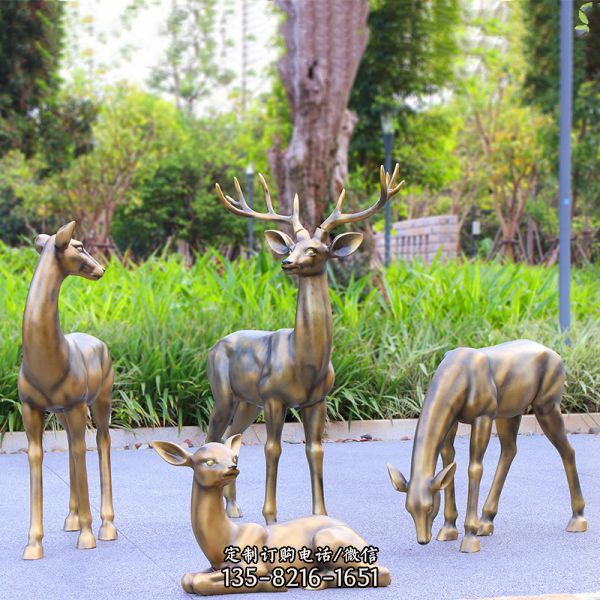 公园玻璃钢彩绘创意玻璃钢仿铜四只鹿雕塑