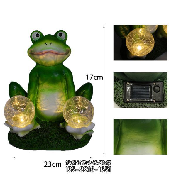 “校园新风：玻璃钢喷漆青蛙雕塑”