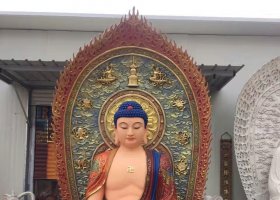 經(jīng)典傳承——玻璃鋼彩繪如來佛祖雕塑