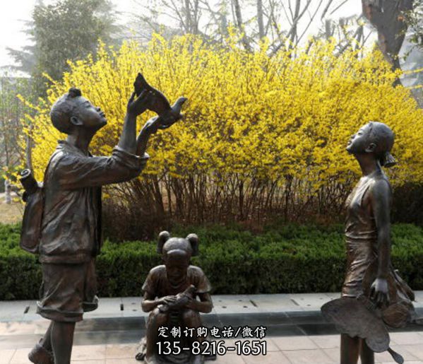 公园铜雕放风筝的儿童雕塑
