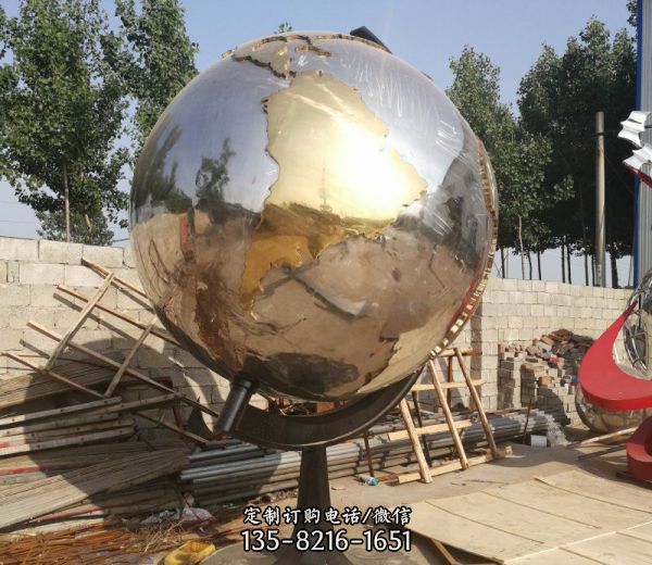 公园广场镜面不锈钢创意铁球地球仪雕塑