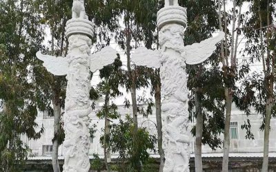 风水凝聚神秘力量——汉白玉龙柱雕塑