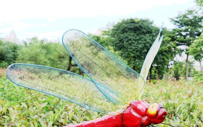 艺术精灵——红色玻璃钢蜻蜓雕塑