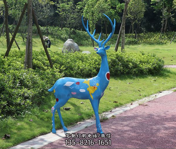 城市之心——创意彩绘玻璃钢蓝色鹿雕塑