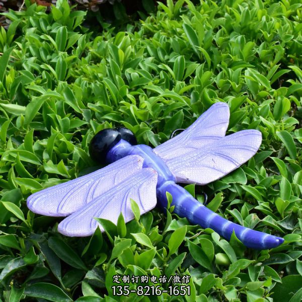 饭店冷饮店摆放紫色翅膀蜻蜓玻璃钢雕塑