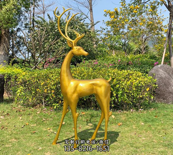 景区草坪不锈钢喷金烤漆回头望的鹿雕塑